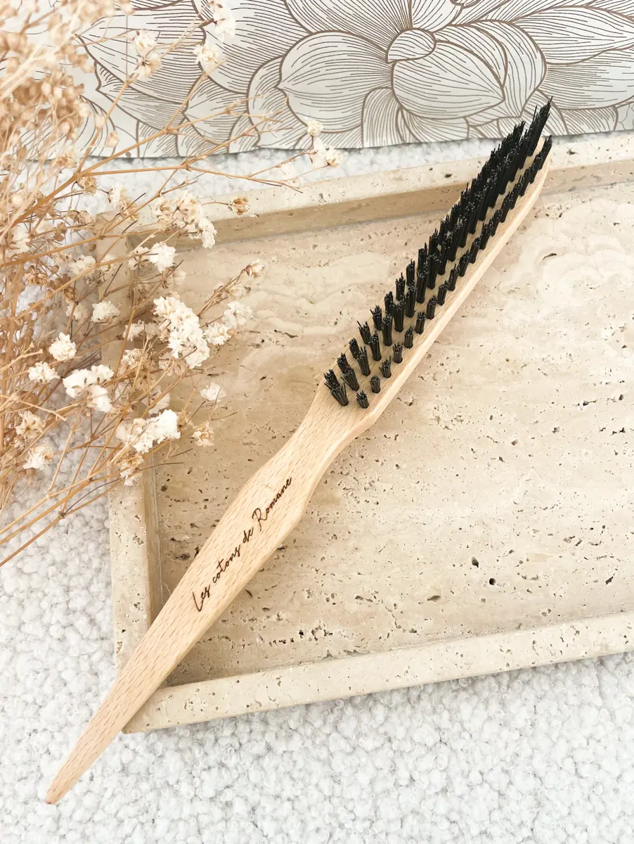 Brosse plaquante