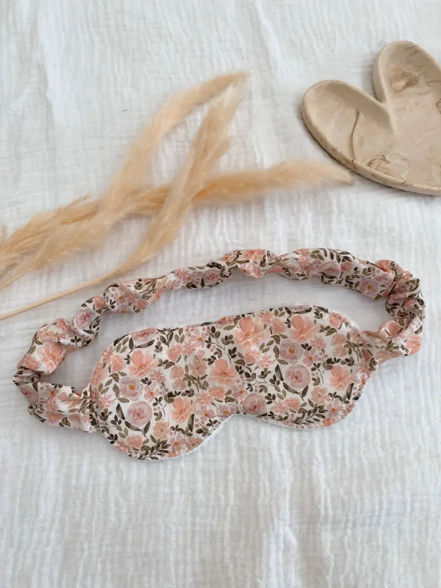 Masque de nuit avec finitions « froufrous » - Image 31