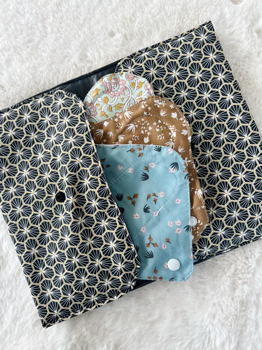 Pochette à culottes menstruelles/serviettes hygiéniques lavables - Image 12