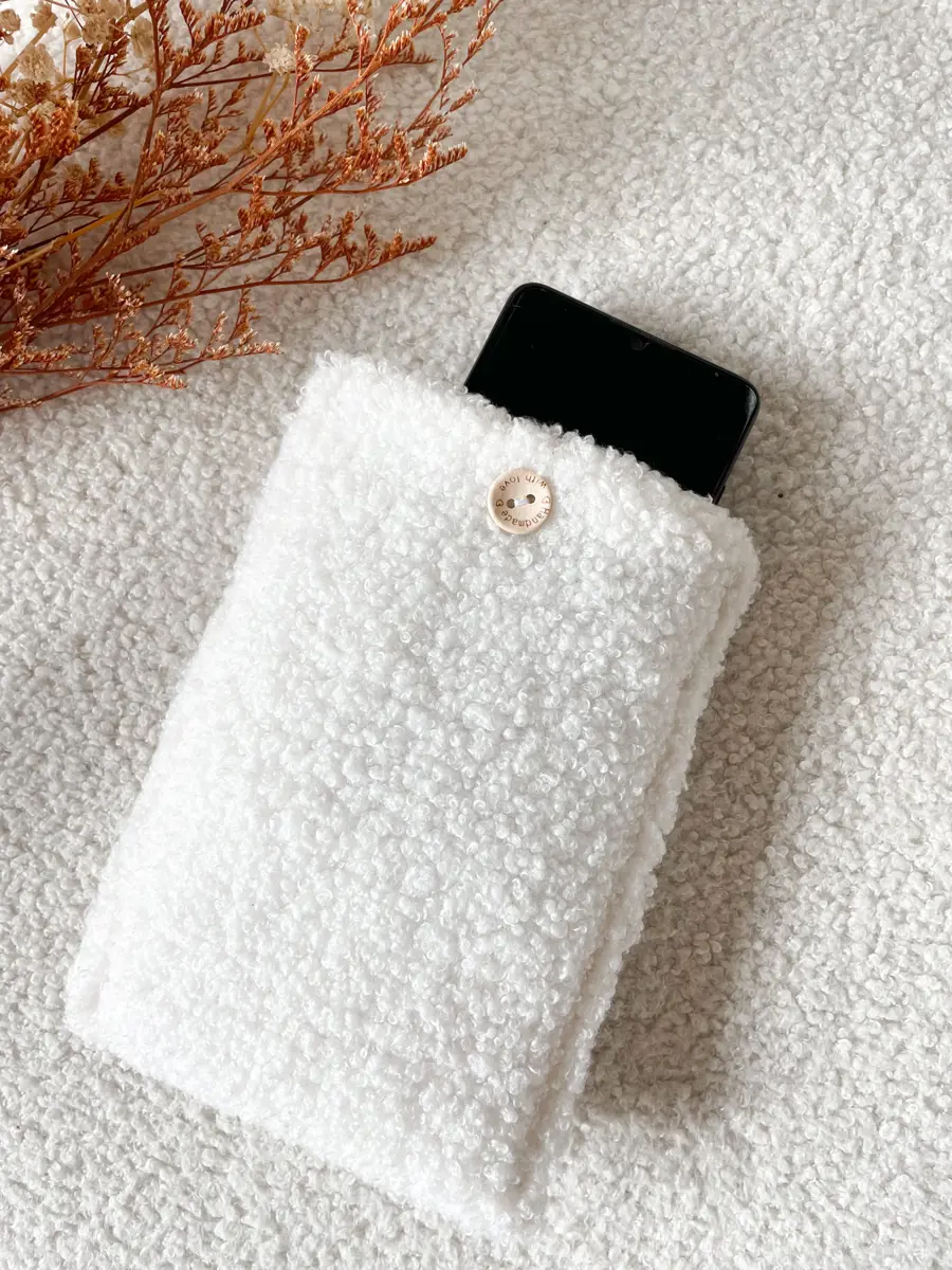 Pochette moumoute pour téléphone portable (max 8.5 cm de largeur) - Image 3