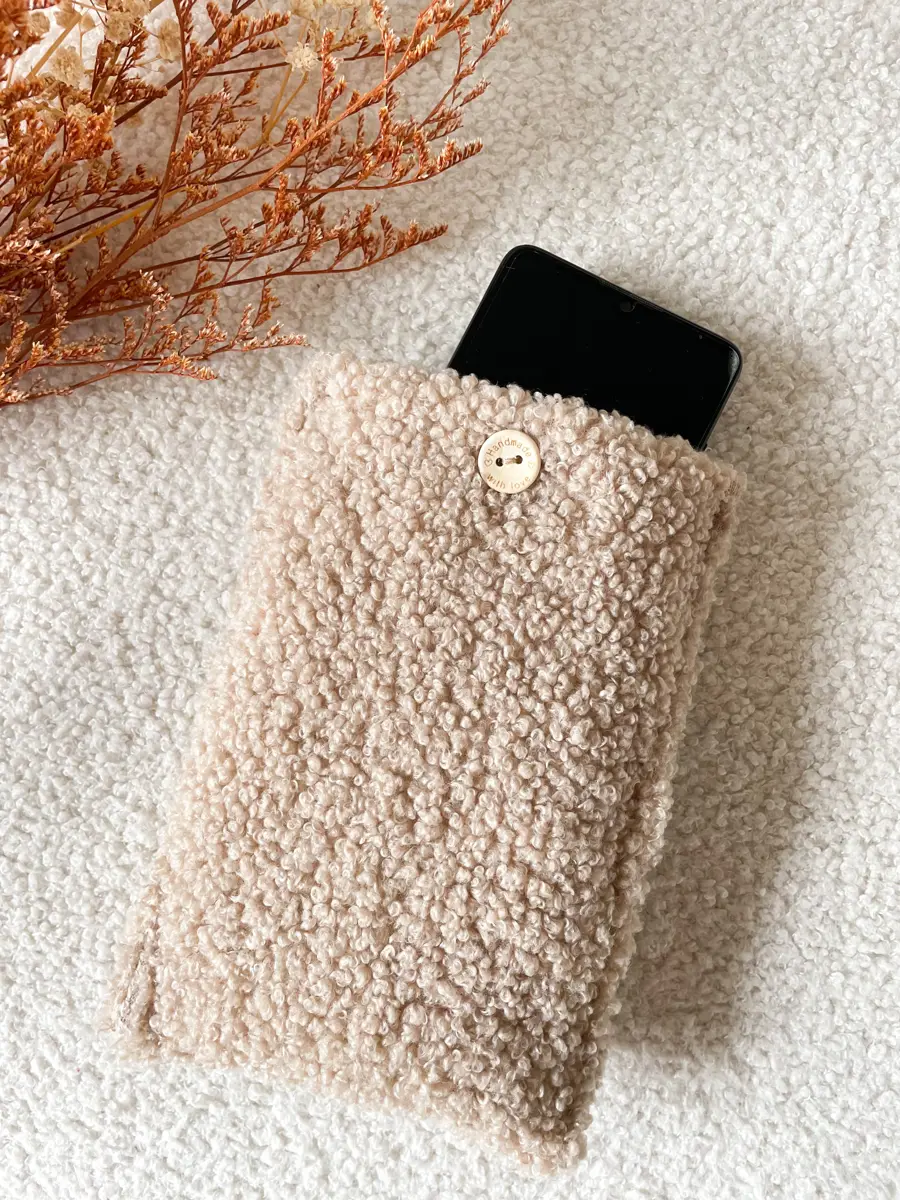 Pochette moumoute pour téléphone portable (max 8.5 cm de largeur) - Image 4