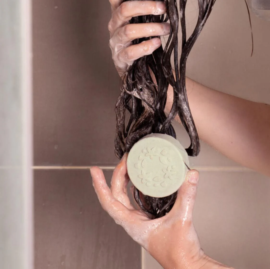 Shampoing solide tonifiant Vitality boost - Lamazuna - Image 2