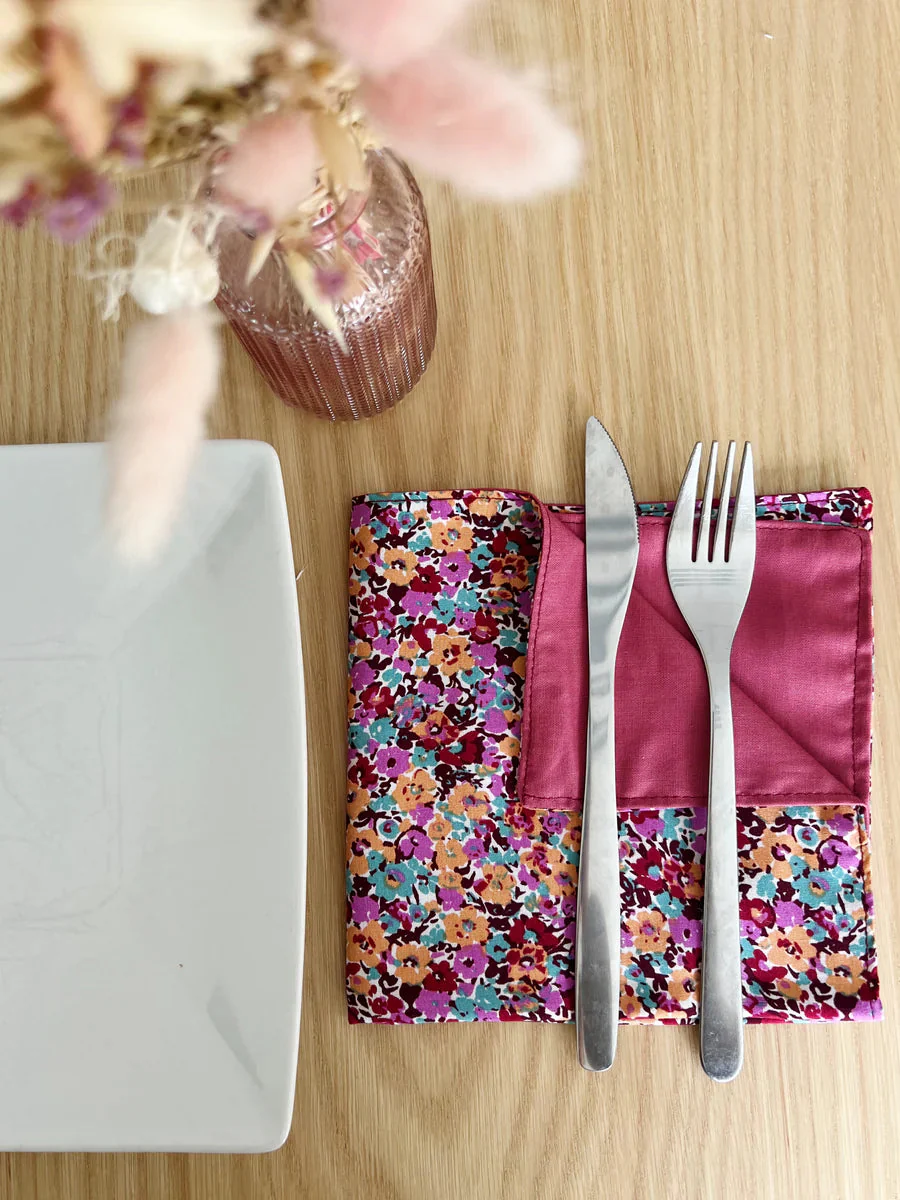Viscose imprimée Purple flowers - Image 3